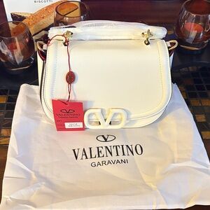 Valentino Garavani Cream Shoulder Bag 8/6